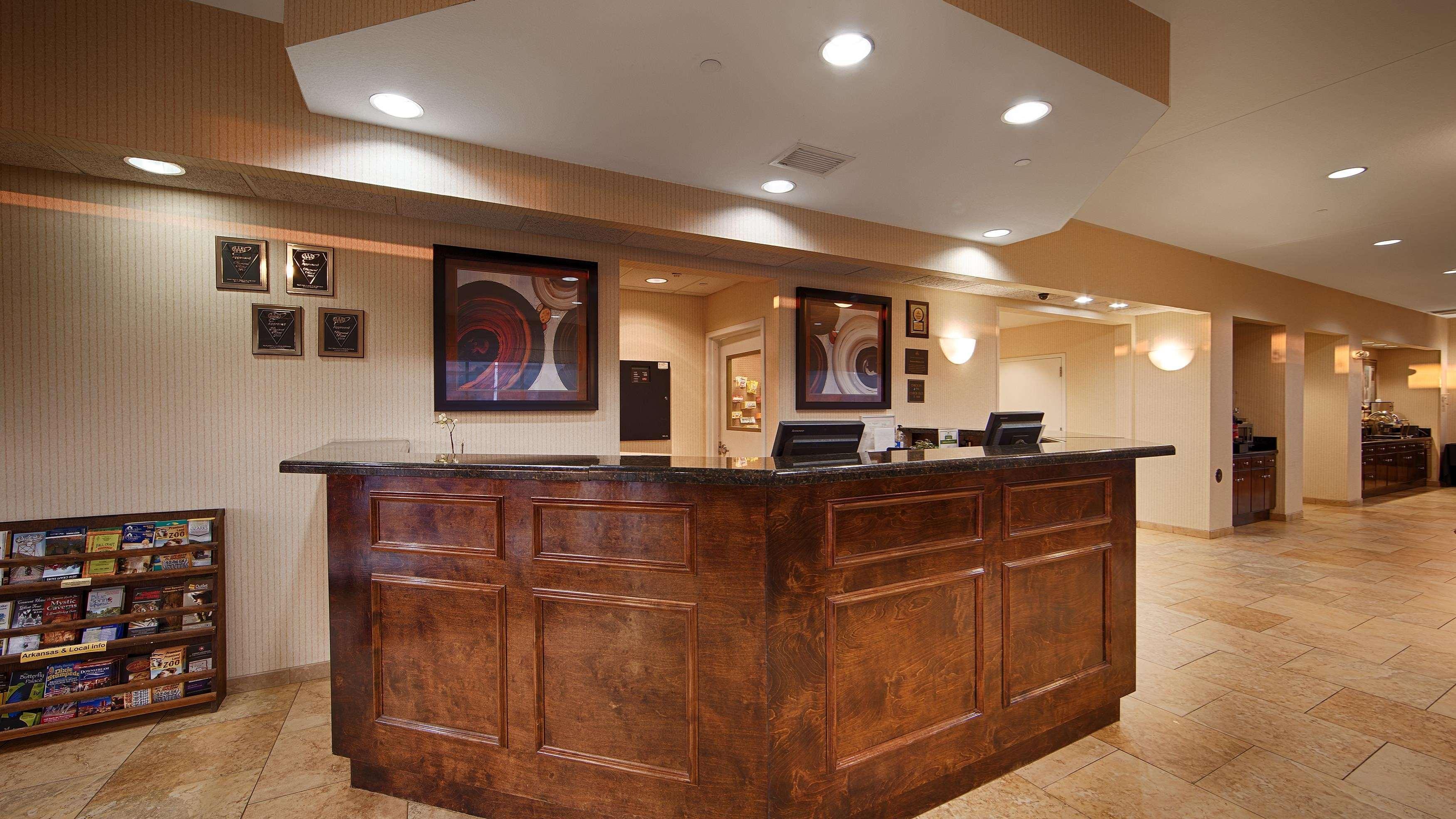 Best Western Plus Castlerock Inn & Suites Bentonville Exterior foto